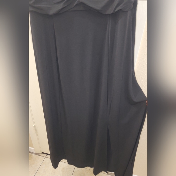 Party dress - Picture 4 of 4